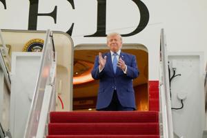 Trump unveils Qatari 747 ahead of joining Air Force One fleet