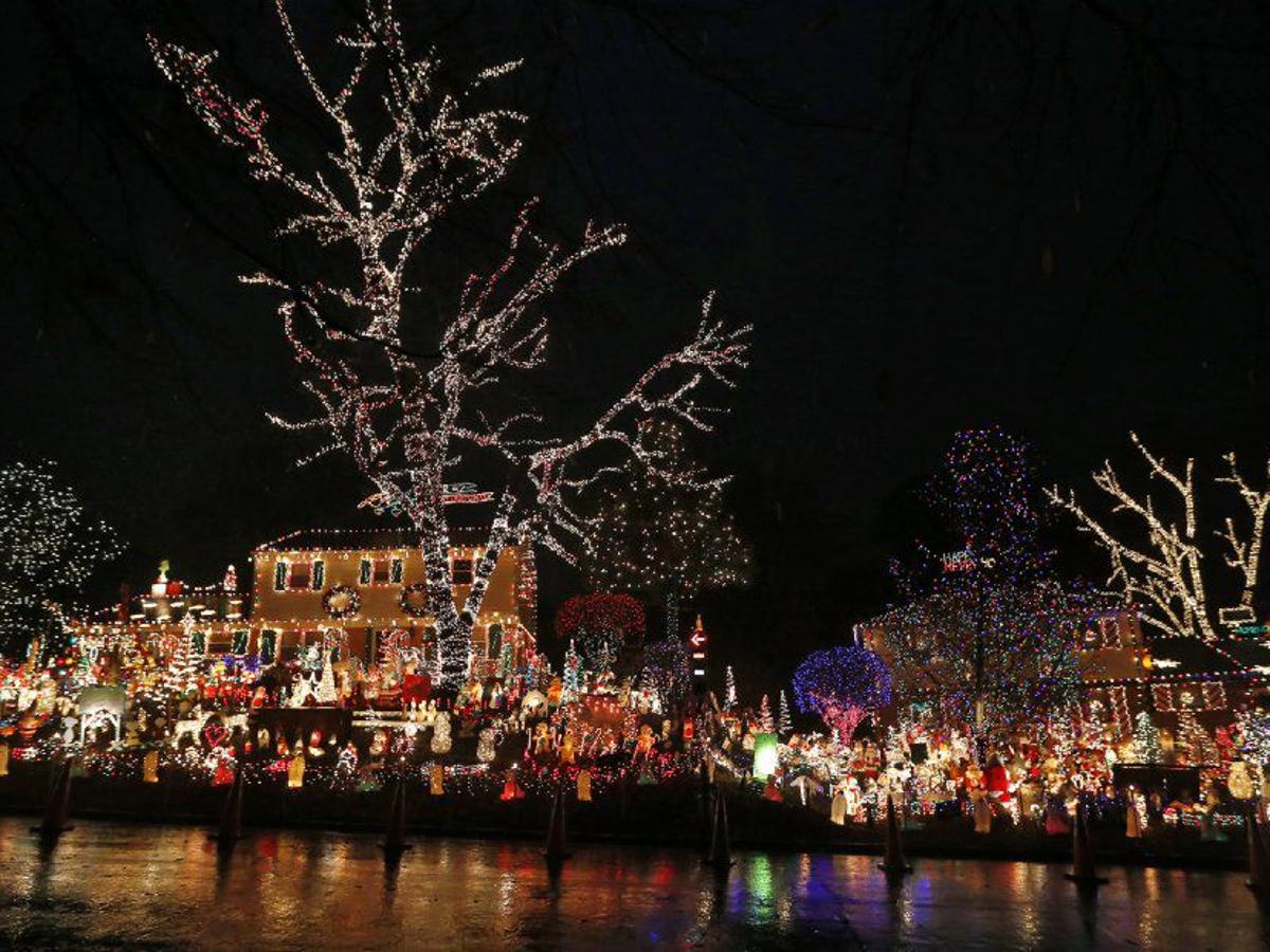 9606 Asbury Court Rtd Tacky Lights West End Richmond Com