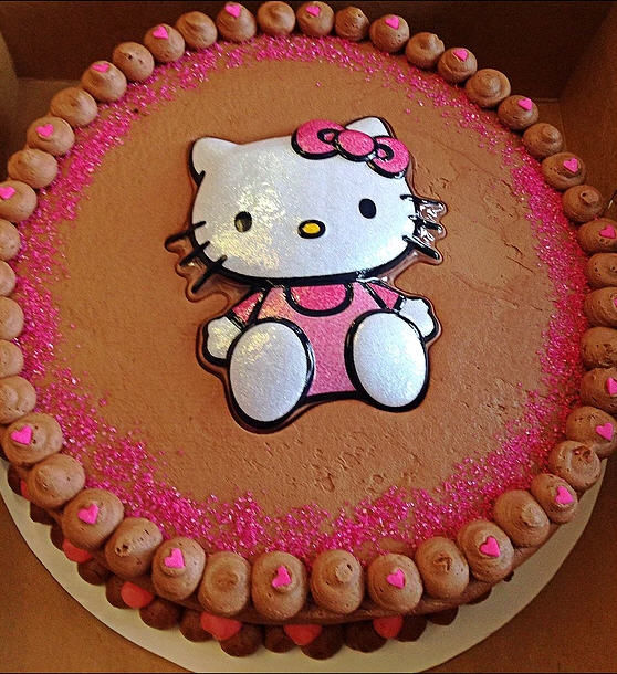 hellokittycake.jpg