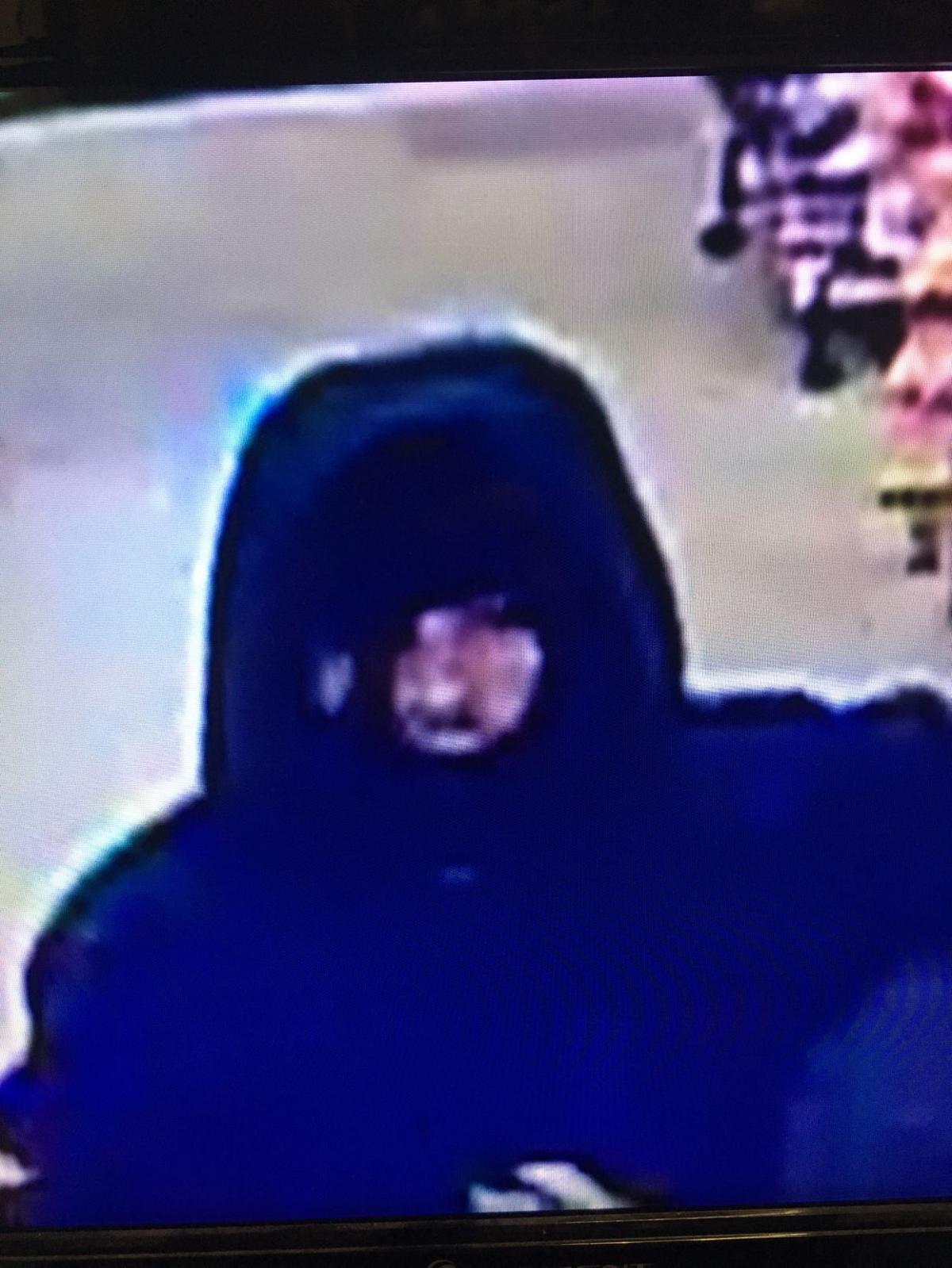 Police Looking For Suspects In Armed Robbery Of Chesterfield
