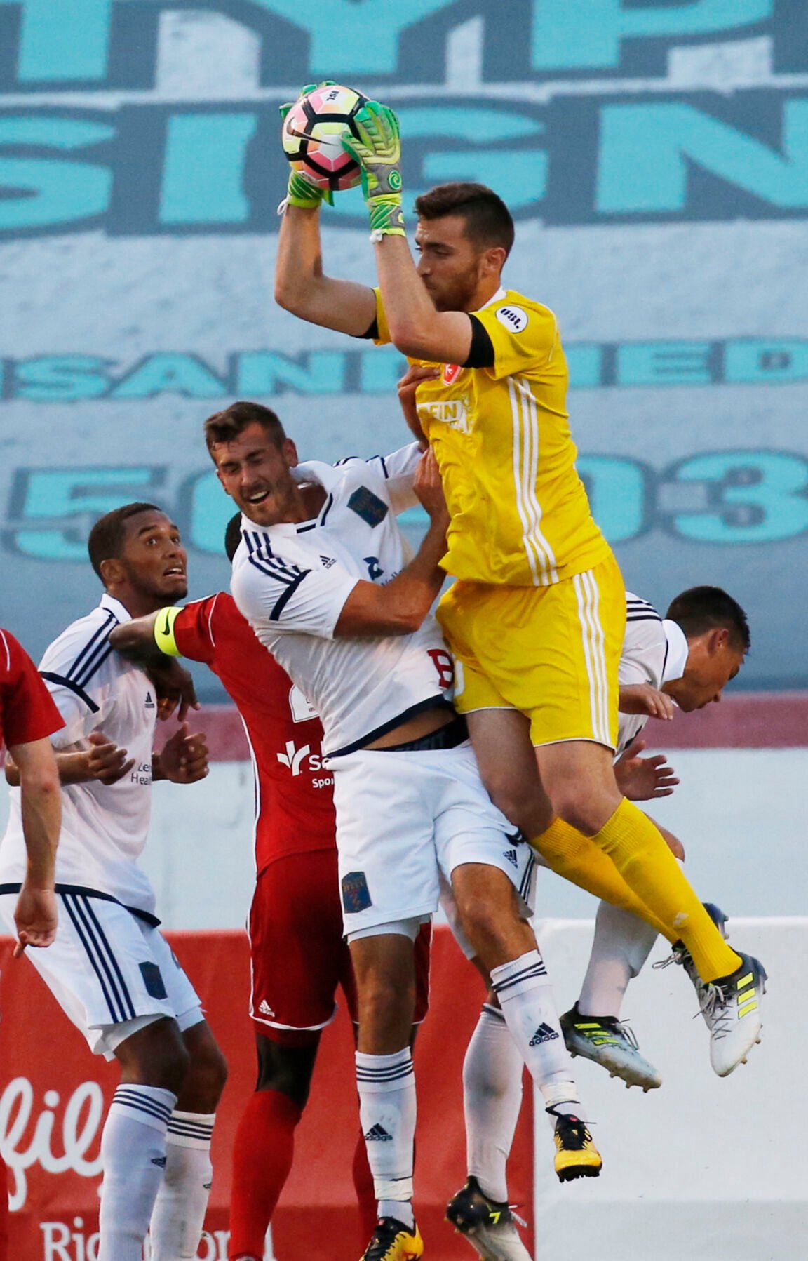 Matt Turner: USMNT World Cup GK hopeful tests value of game time - Sports  Illustrated