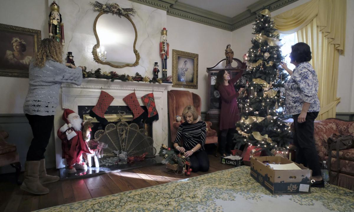 Christmas At Granny S Craft Show Is Back At The Virginia Cliffe