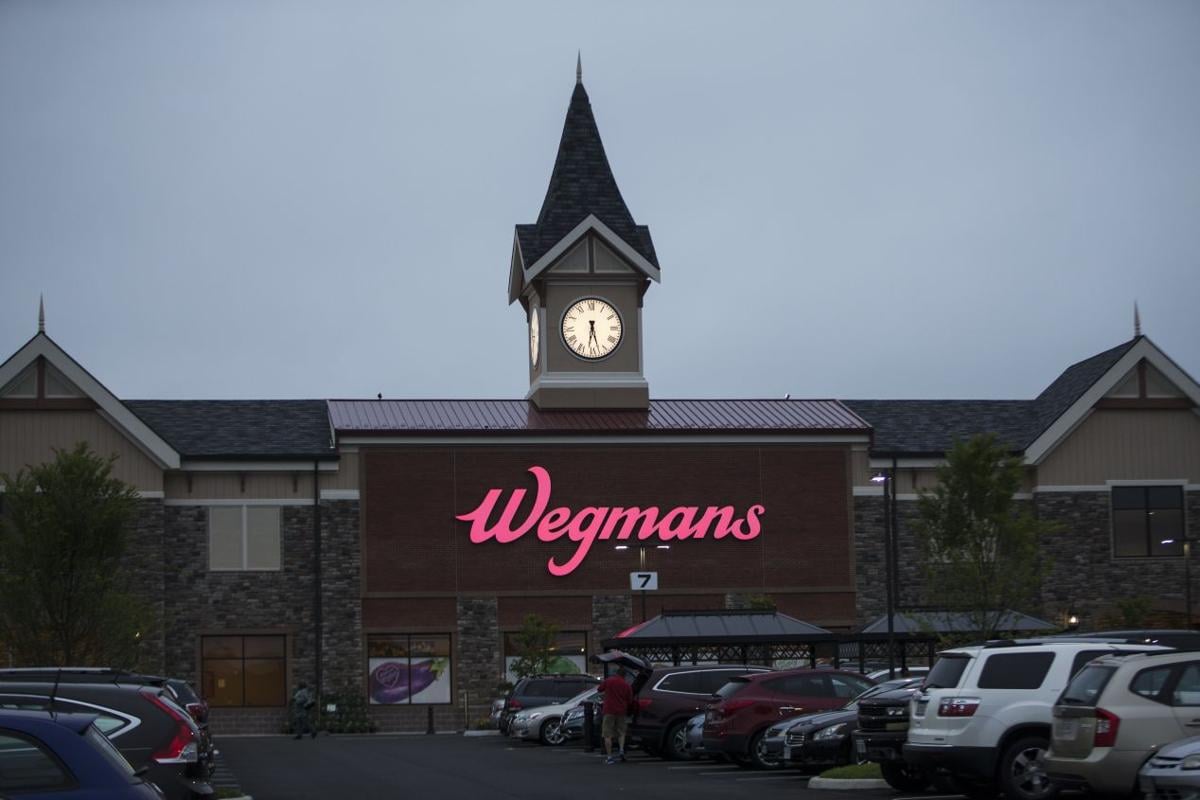 PHOTOS Wegmans opening in Midlothian draws a crowd
