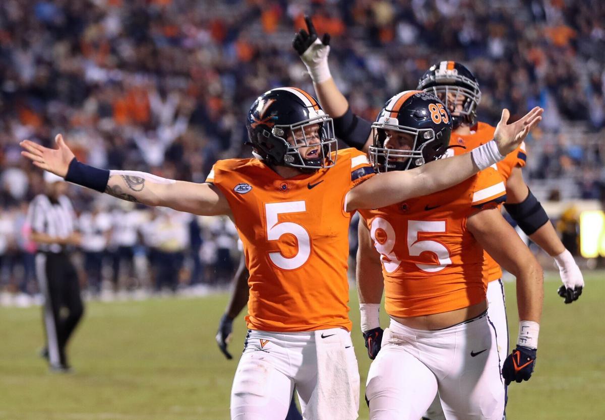 102321-cdp-sports-uva-football1087.JPG