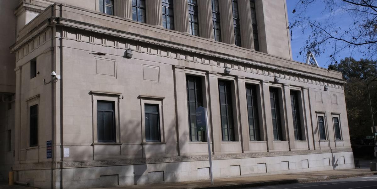 Court OKs model policy for phones electronic devices in Court OKs model policy for phones electronic devices in