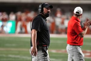 FOOTBALL-NCAA/