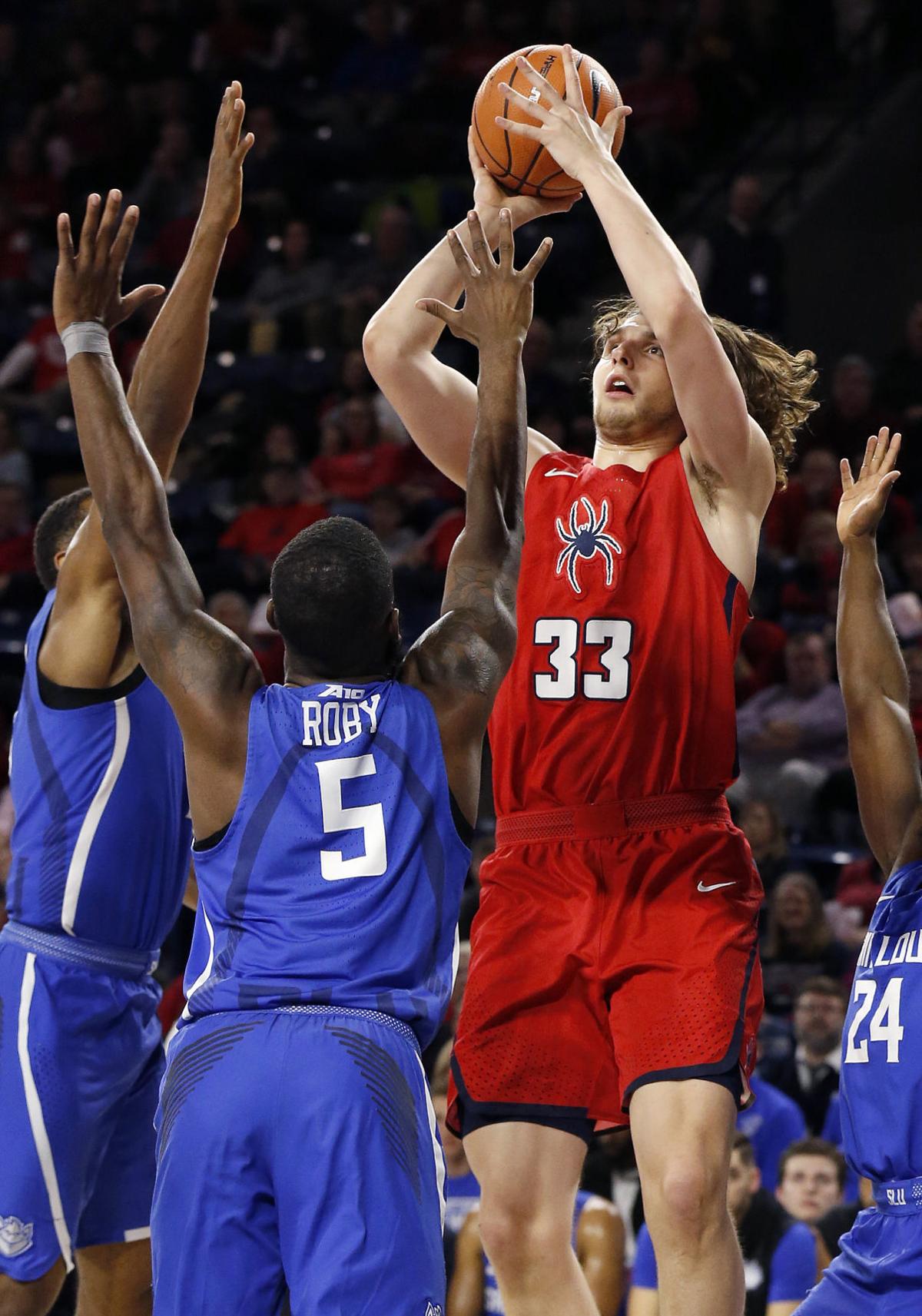 Short Handed Billikens Overpower Spiders In Second Half Win 72 66