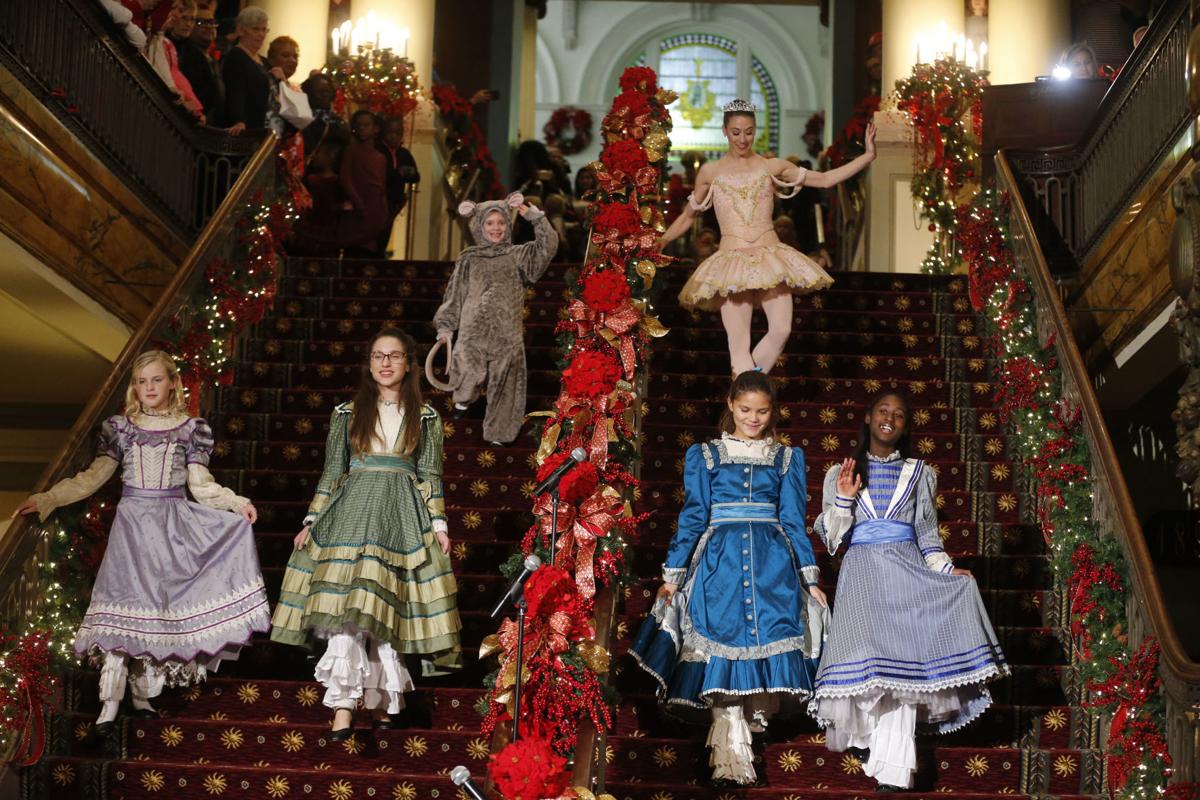 Photos 2019 Tree Lighting At The Jefferson Hotel In Richmond Entertainment Richmond Com