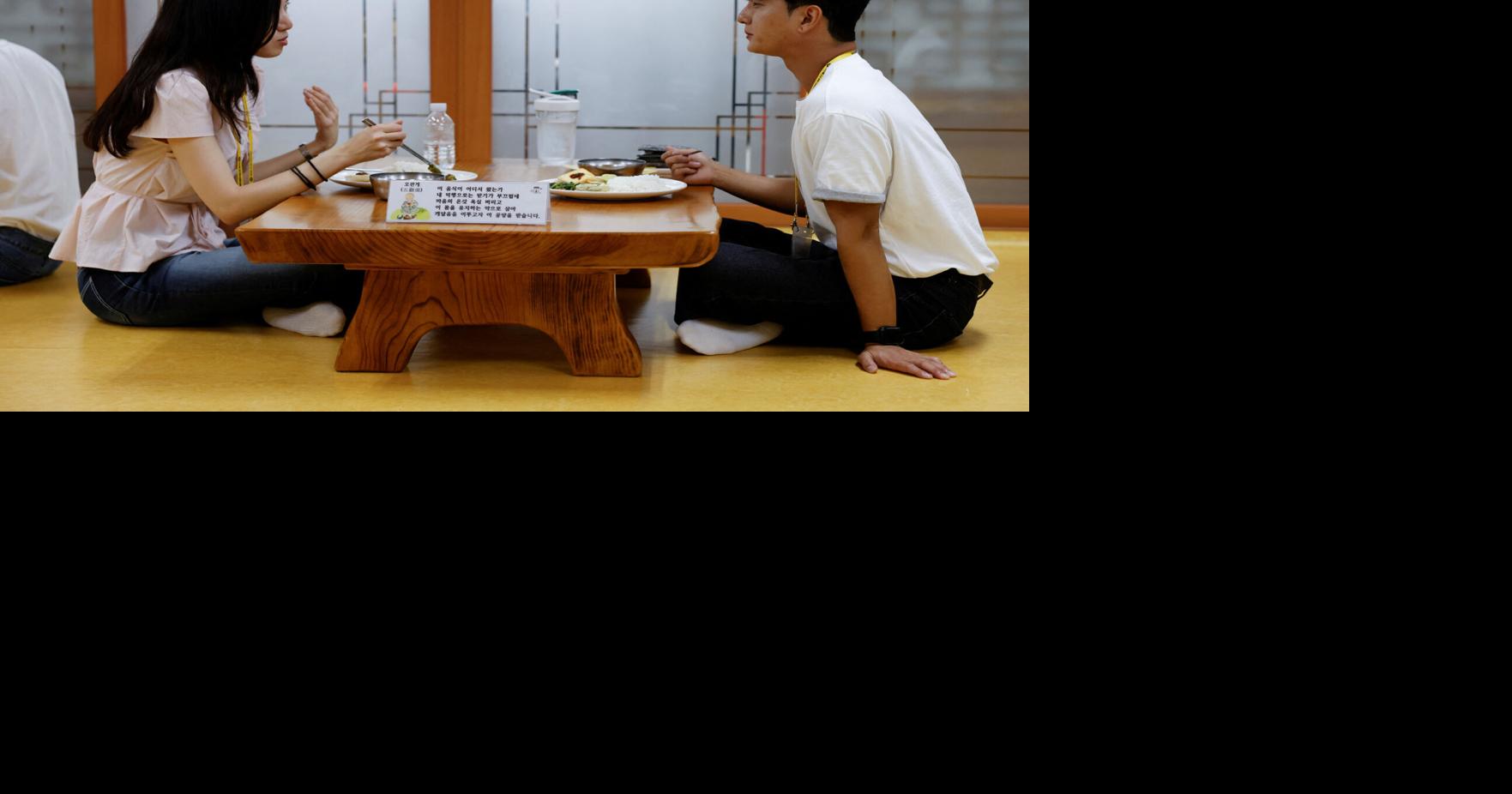 South Korean singles look for their dream match at Buddhist temple retreat