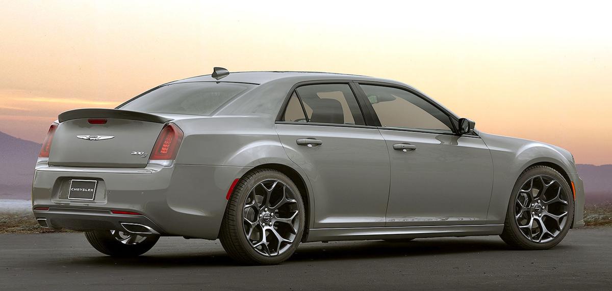 2019 Chrysler 300 Richmond Drives Vehicle Features