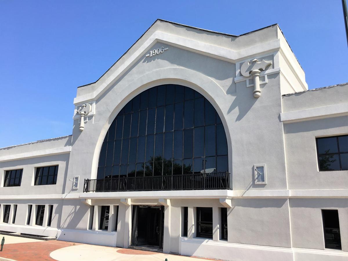 Carmax To Lease Space In The Sauer Center Development On West Broad Street Near Fan District Business News Richmond Com