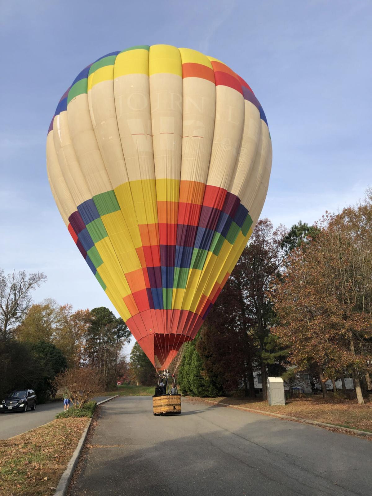WATCH NOW Hot air balloon lands in Glen Allen neighborhood Richmond
