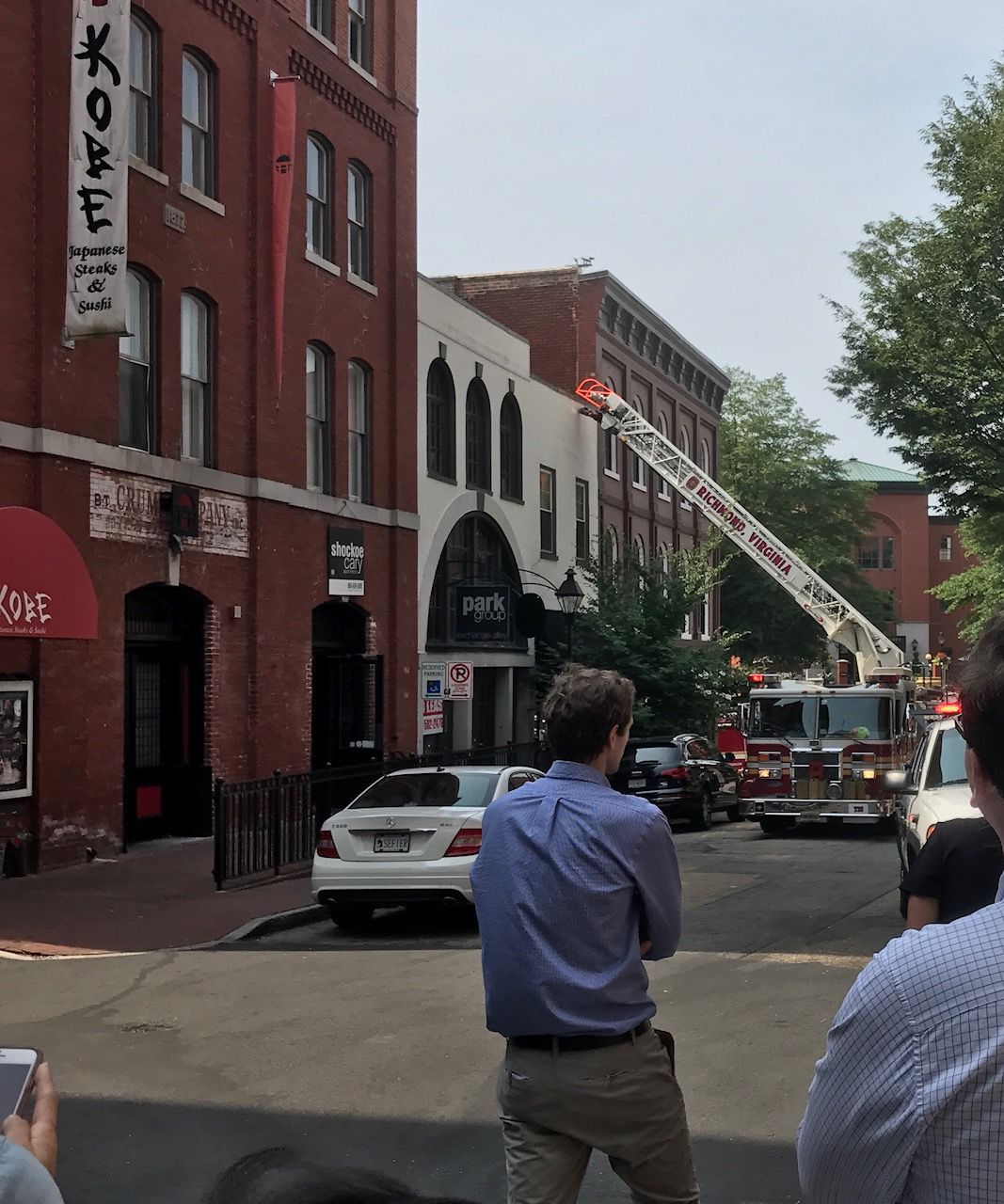 Richmond Firefighters Respond To Peking Restaurant In Shockoe Slip Richmond Firefighters Respond To Peking Restaurant In Shockoe Slip