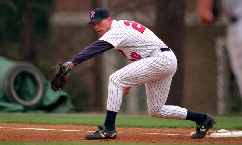 Silver slugger: 25 years ago, Spider Sean Casey ripped, and limped, to NCAA  batting title