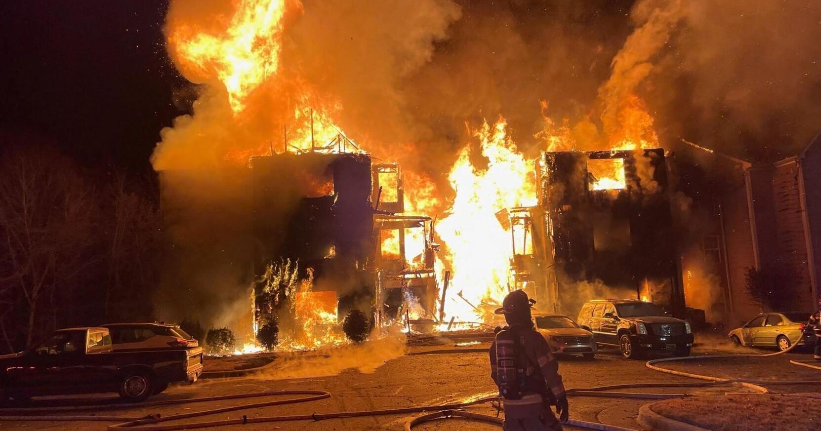 Blaze levels apartment building near Danville - Vimarsana News