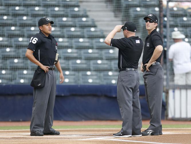 major league umpire uniforms