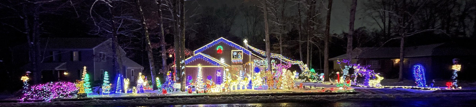 2334 Thousand Oaks Drive | Richmond Tacky Lights 2024