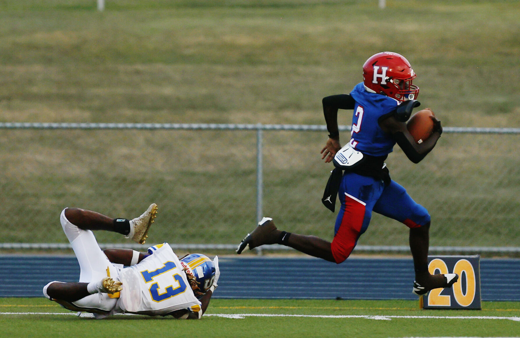 No. 10 Hermitage Puts up a Strong Fight Against Power Team Oscar Smith: Football Recap