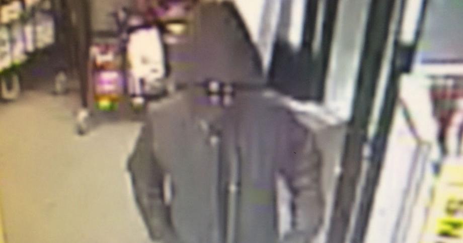 Man sought in armed robbery of Family Dollar in Petersburg