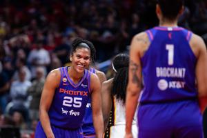 BASKETBALL-WNBA-IND-PHO/