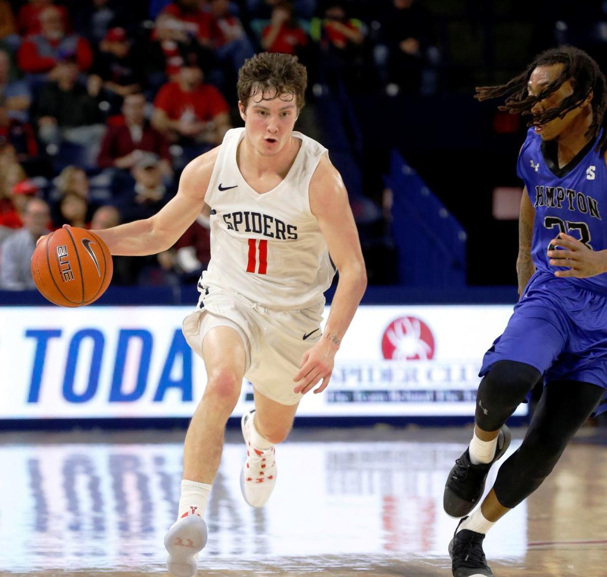 Deep Hoops Roots Helped Ur S Jake Wojcik Supply Instant Impact