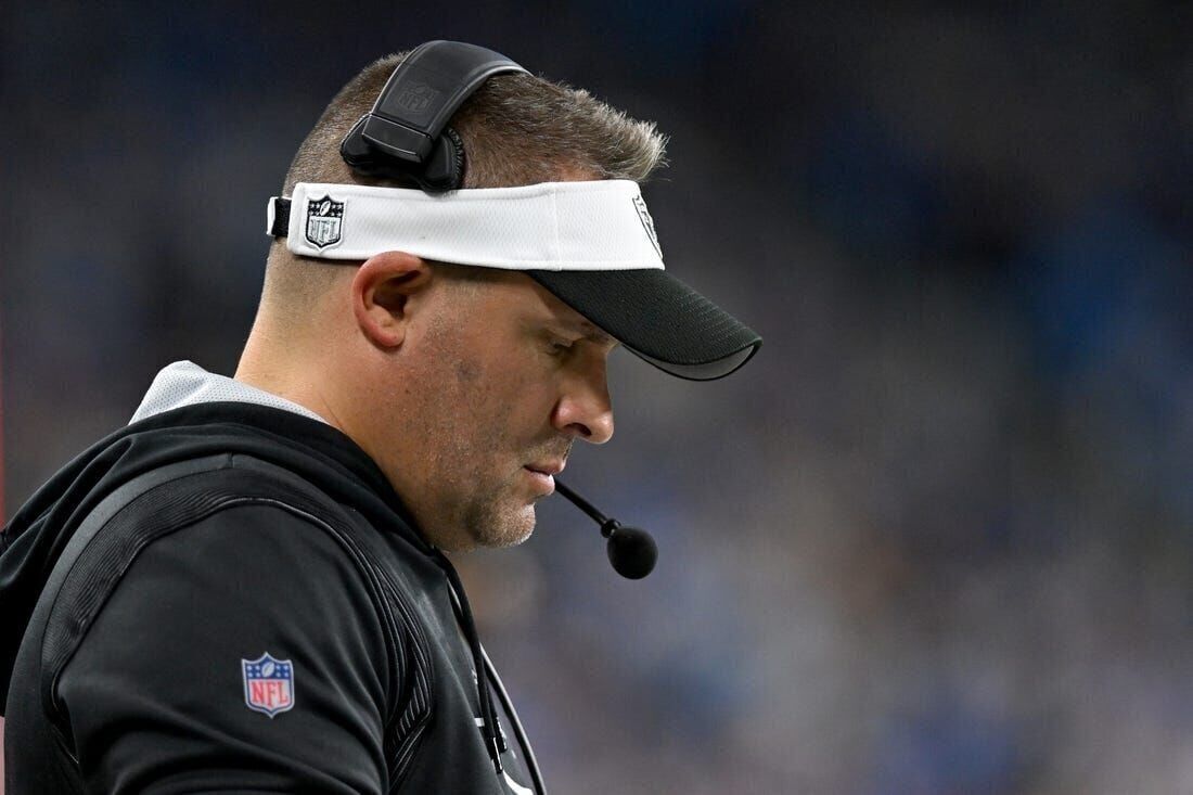 Raiders fire coach Josh McDaniels, GM David Ziegler