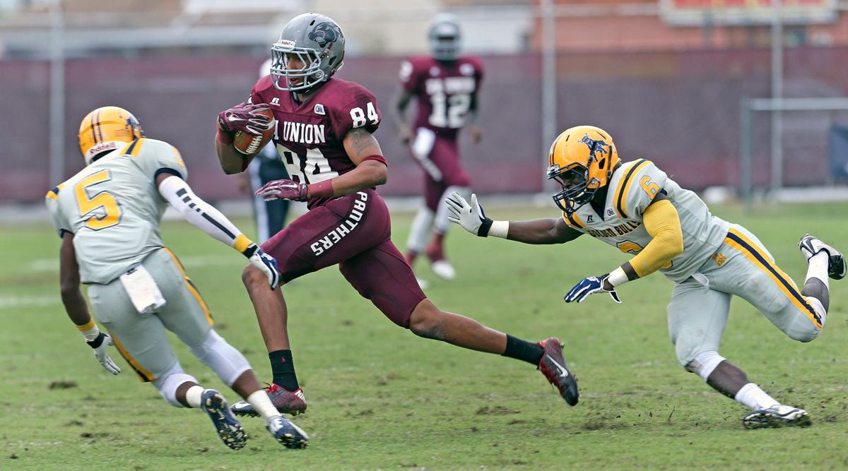 Virginia Union Cruises Past J C Smith In Ciaa Opener College