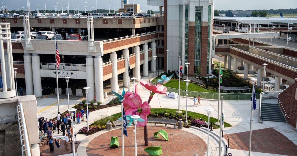 Richmond airport adds $400,000 sculpture