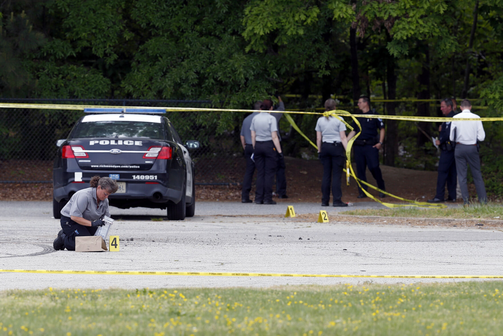 2 students hurt in shooting near Richmond, VA, school