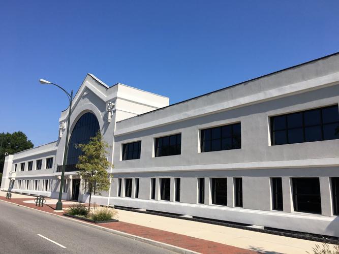 CarMax to lease space in The Sauer Center development on West Broad