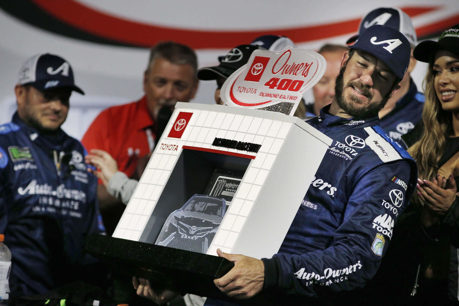 martin truex jr auto owners hat