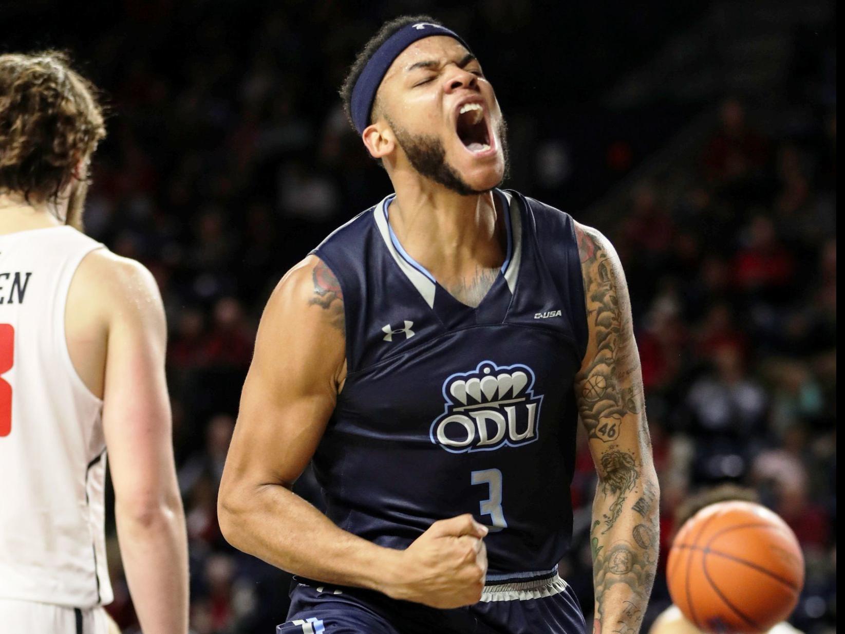 Odu S B J Stith Coach Jeff Jones Saluted By C Usa As Player