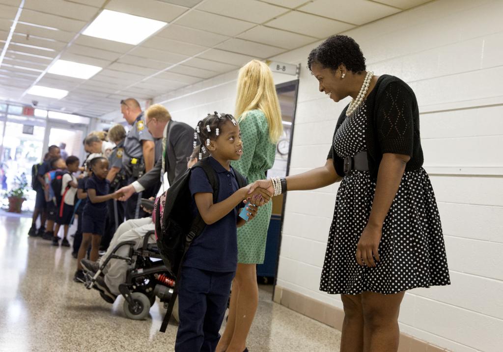 On First Day Of Academy Highland Springs Students Greeted With