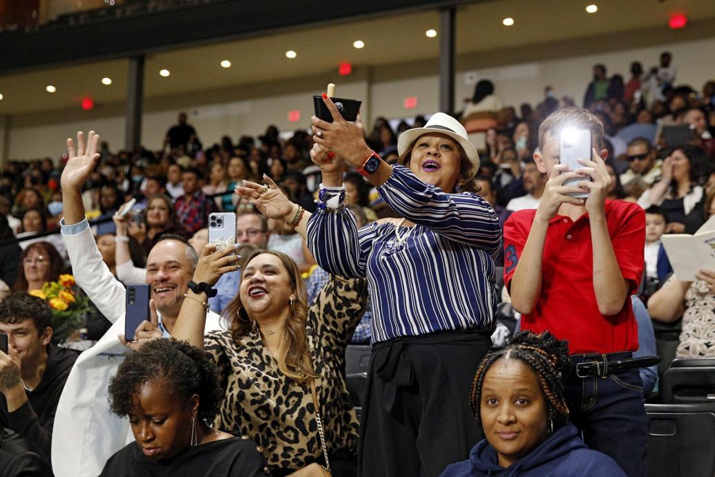 92.1 of Virginia's public high school Class of 2022 graduated