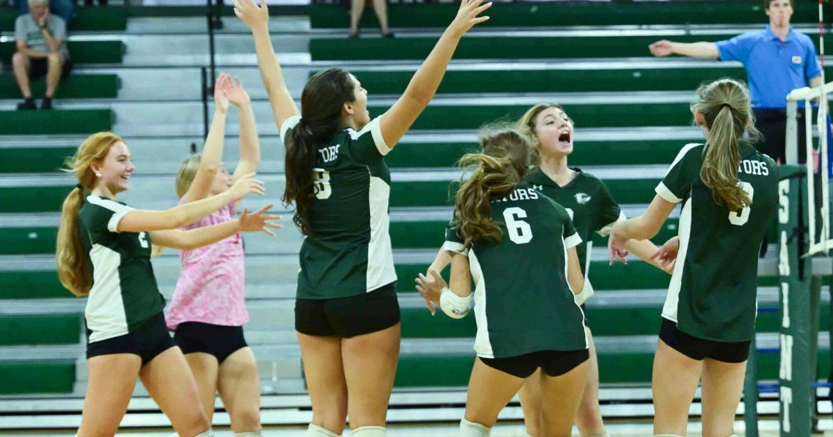 Photos: St. Gertrude volleyball hosts St. Anne's Belfield