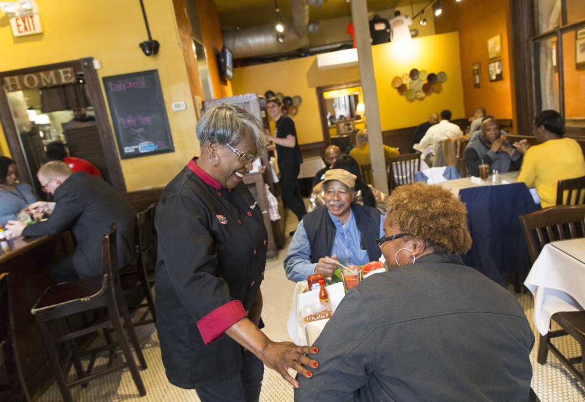 Virginia Abc Will Temporarily Allow Restaurants To Expand Patios At Least In Localities Opening In Phase One Coronavirus Richmond Com