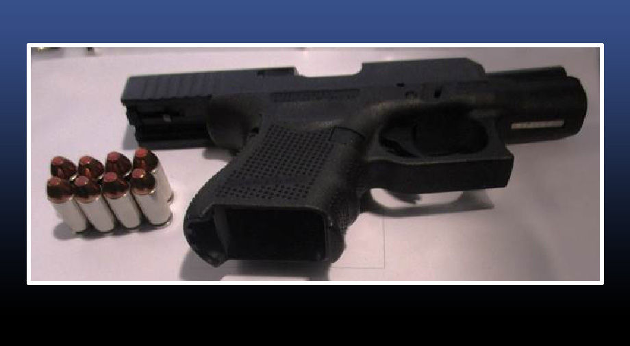 Loaded gun found in woman's bag at Newport News airport