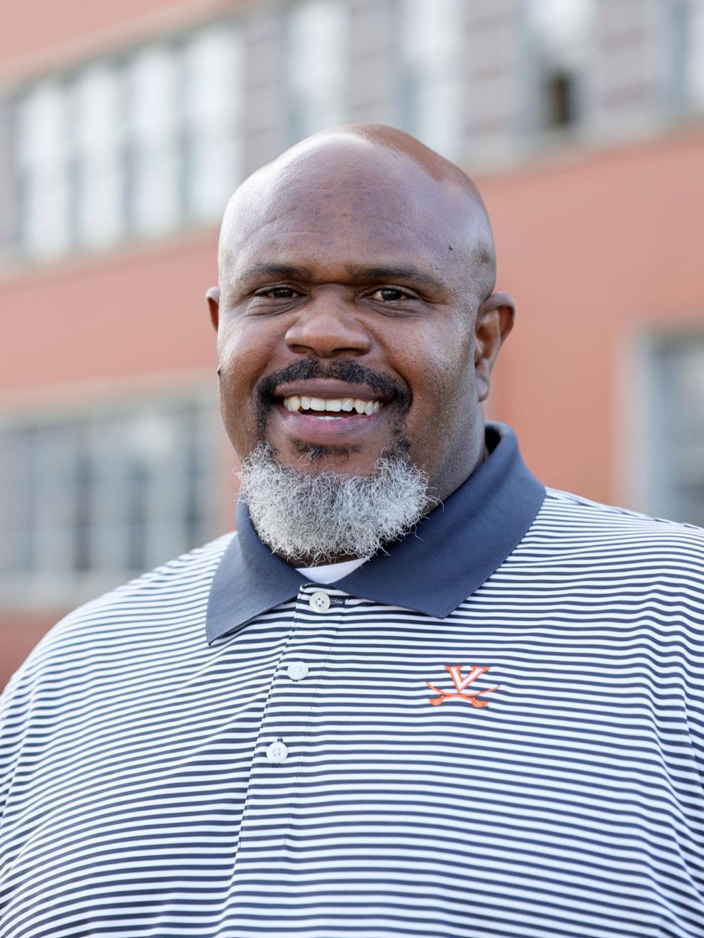 Former NFLer charged with fraud related to Richmond project