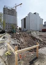 20210410_MET_GABLDGPARKING_AWE02