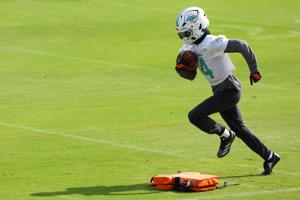 FOOTBALL-NFL/