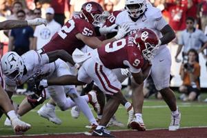 FOOTBALL-NCAA/