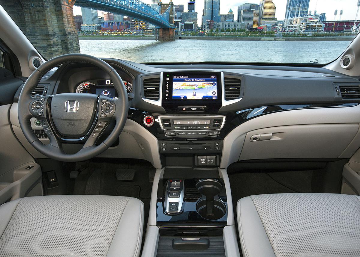 2018 Honda Pilot Richmond Drives Vehicle Features 2018 Honda Pilot Interior