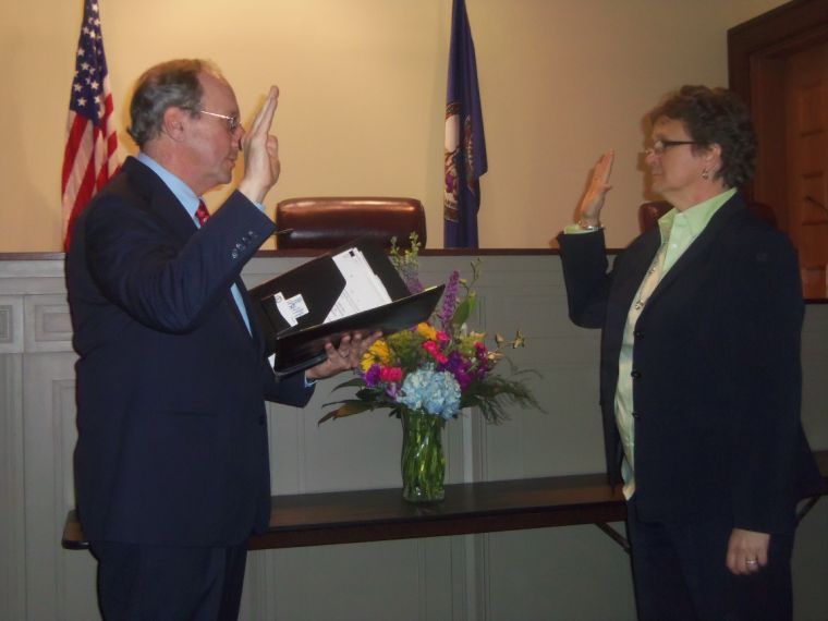 Teresa Hash Dobbins Sworn In As Powhatan County s First Elected Female