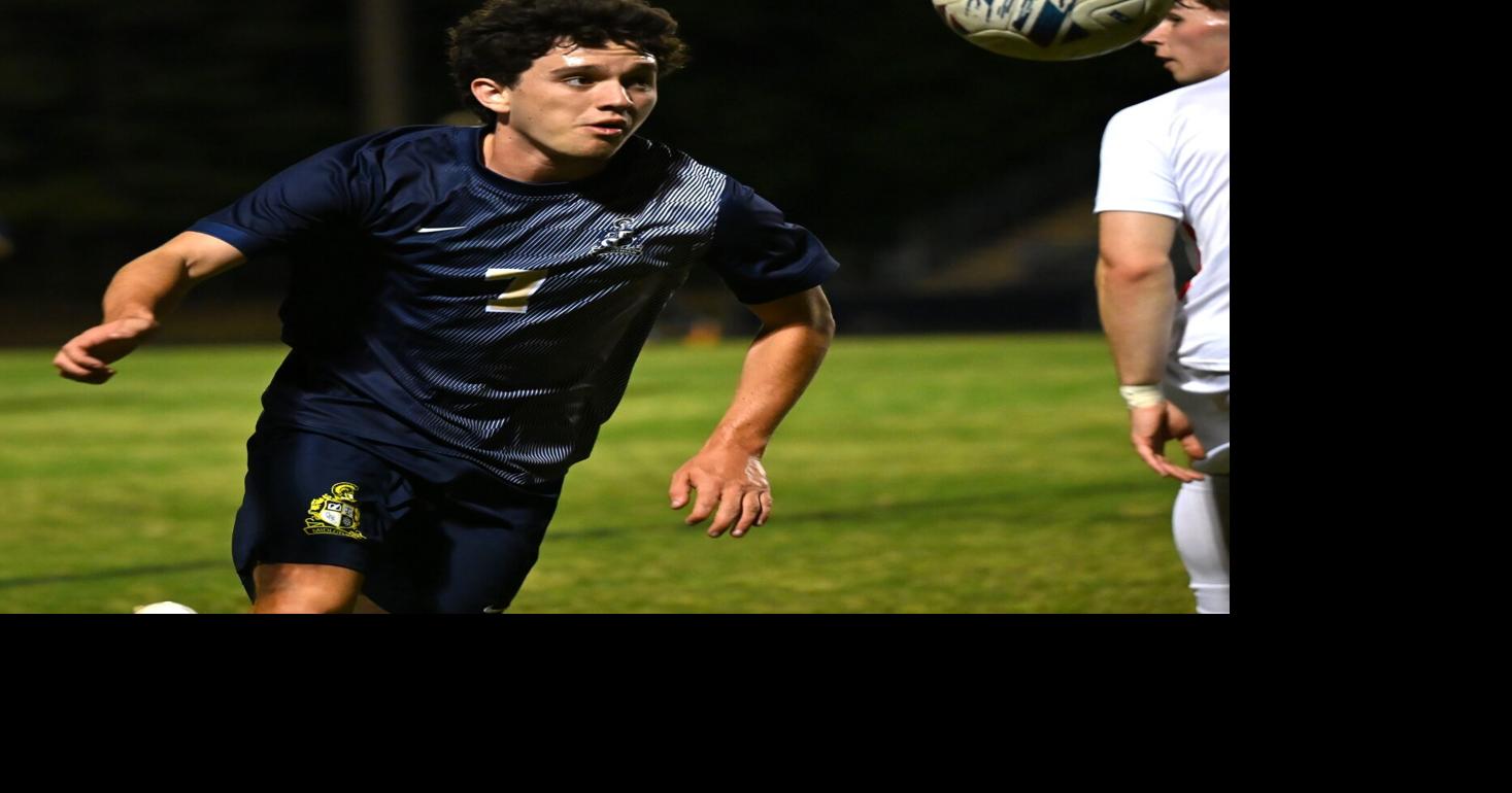 Midlothian boys soccer dominates Mills Godwin behind Livezey's hat trick, stalwart defense
