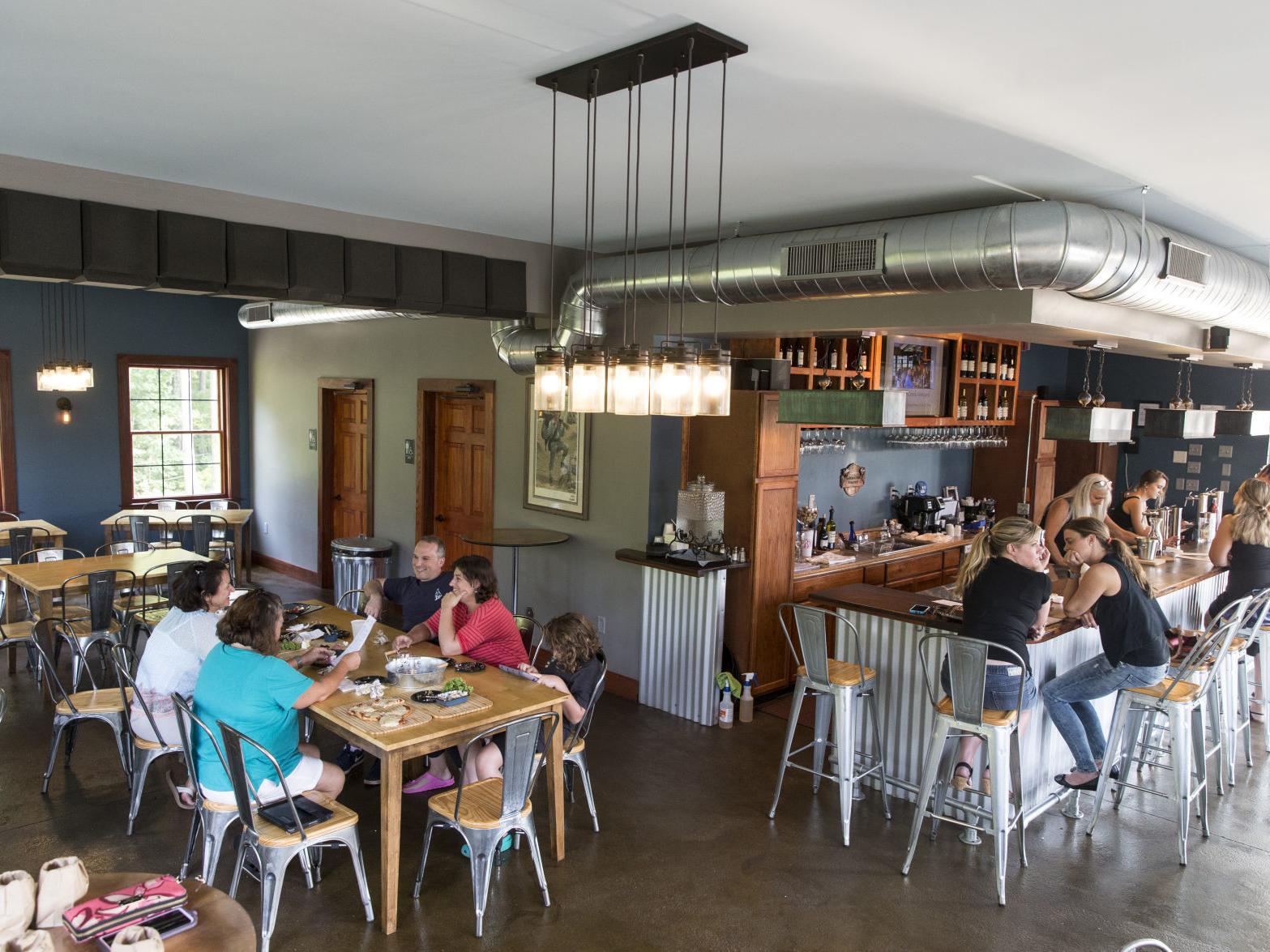 On Jefferson Davis Highway Ashton Creek Vineyard Taps In To Wine Market Literally Beer Wine And Spirits Richmond Com