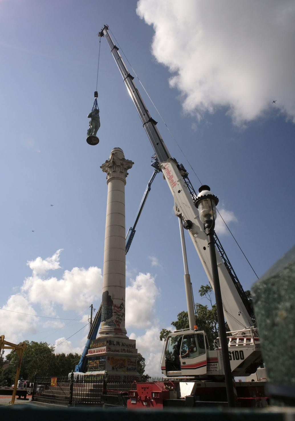 PHOTOS Confederate Soldiers and Sailors statue and parts of Jefferson