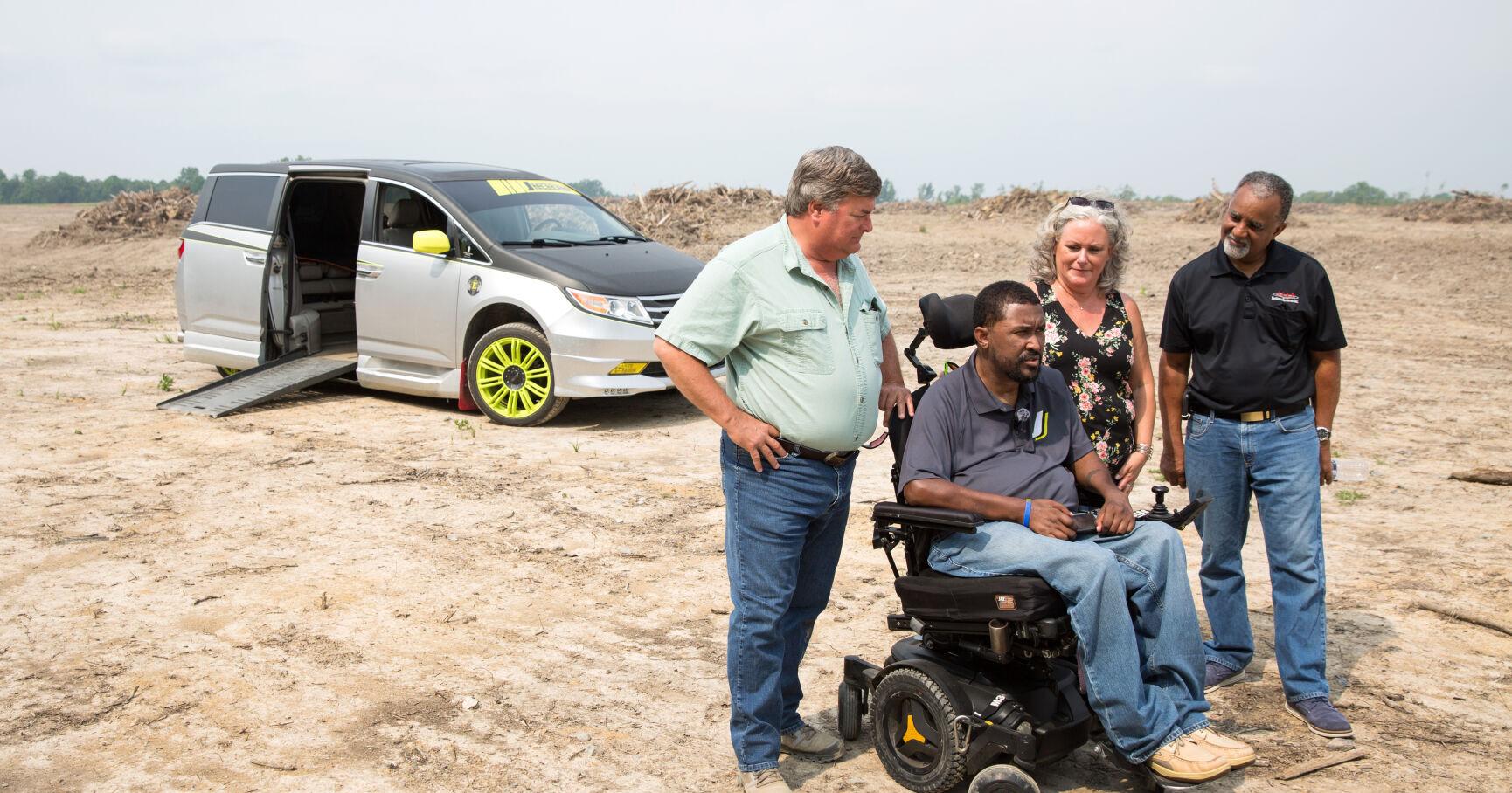Community rallies to help VA paralyzed man who helped others - Vimarsana News
