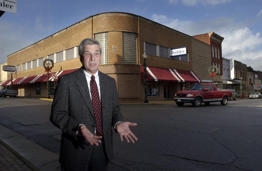 After 125 Years Peebles Name On Stores In Virginia Is Ending As
