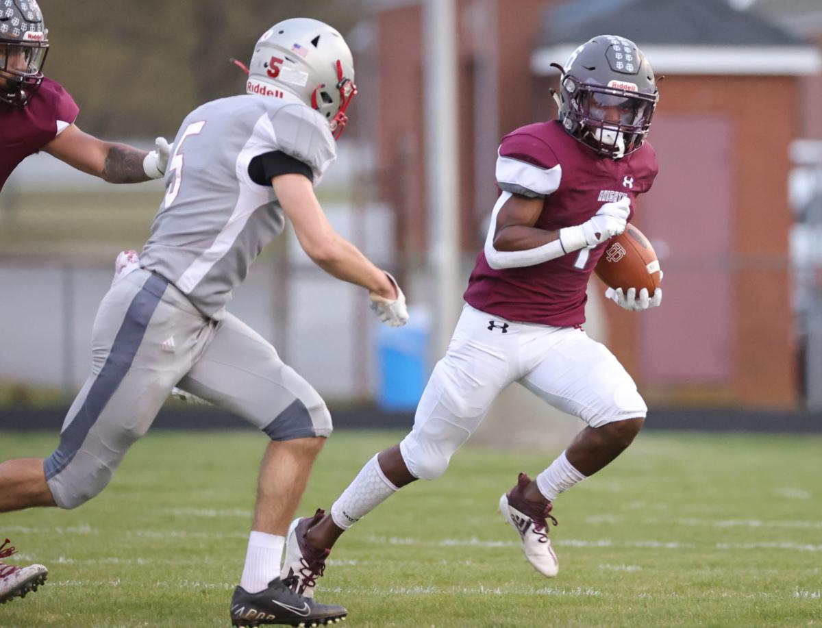 Thomas Dale rushes past Franklin County in region semifinals 804