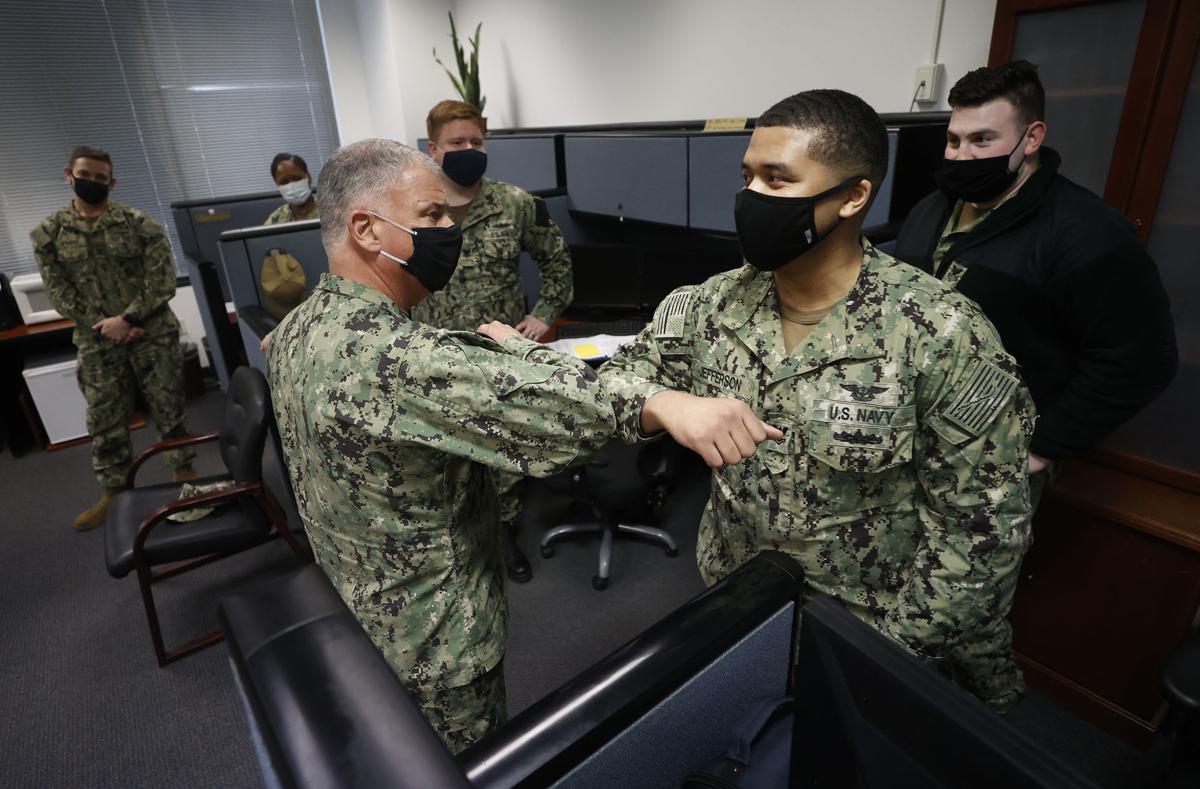 20210304_MET_NAVY_AWE01